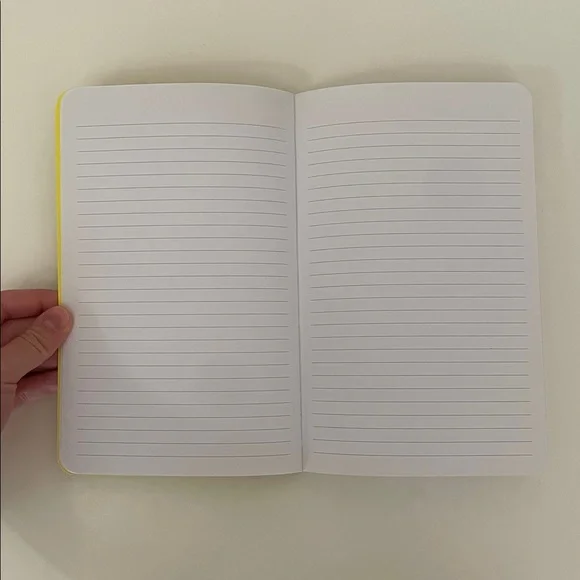 Denik Yellow ‘hello’ Notebook - Picture 4 of 4